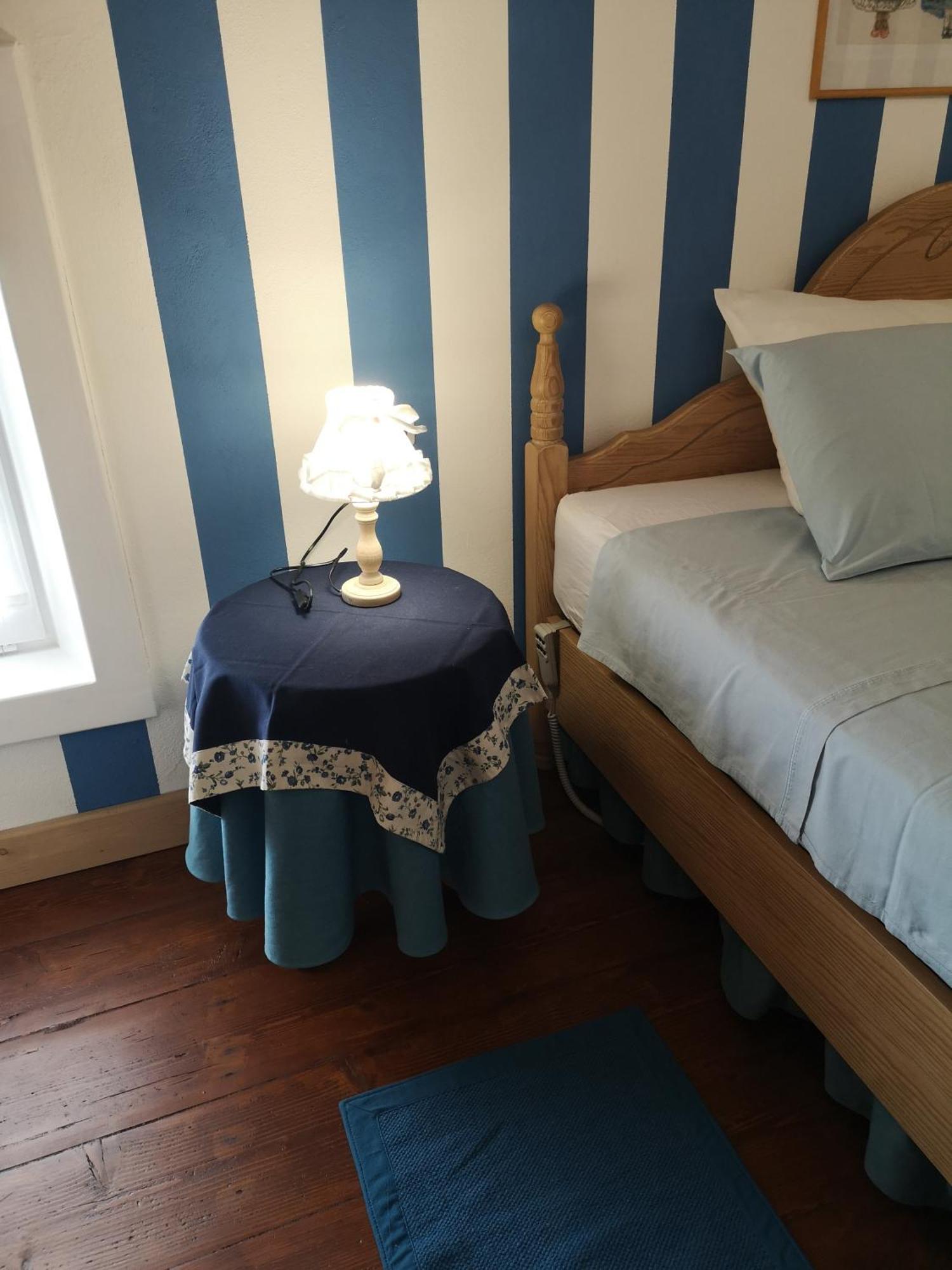 East Wind Bed & Breakfast Medea Bagian luar foto