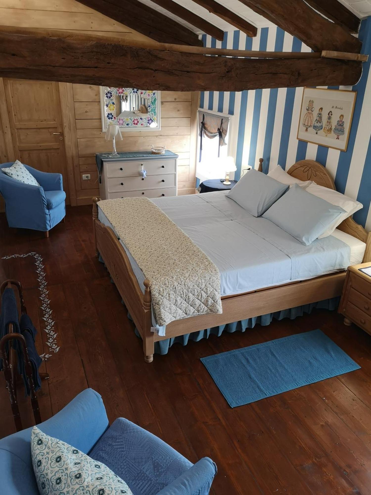 East Wind Bed & Breakfast Medea Bagian luar foto